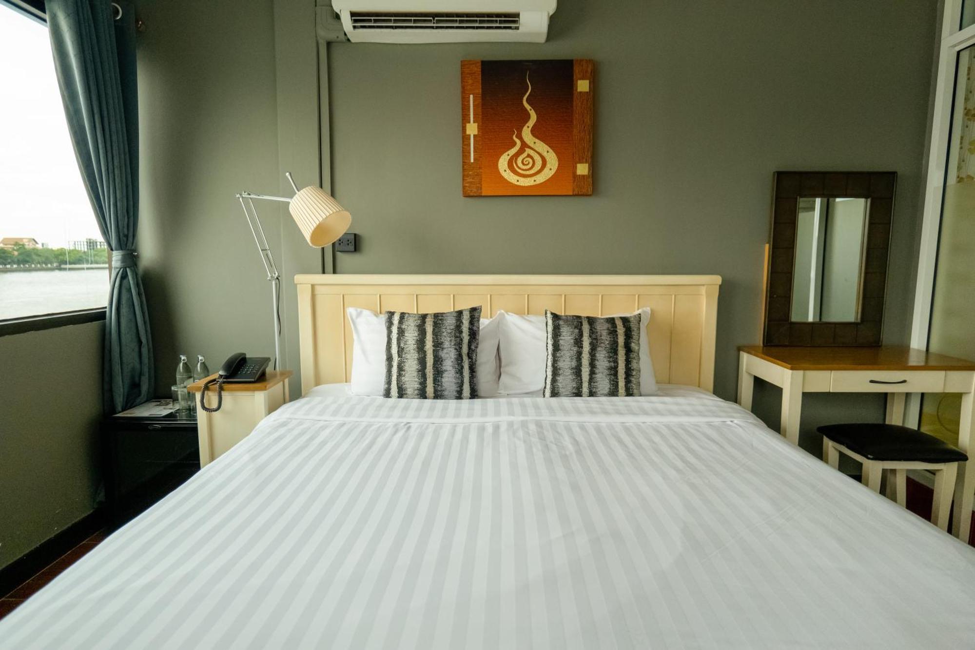 Anandpura Riverside Hotel Bangkok Buitenkant foto